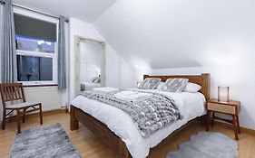 Cosy Flat In London